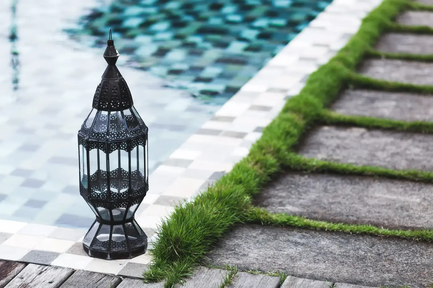 Fitness pool service scheduling early morning minimal disruption GTA